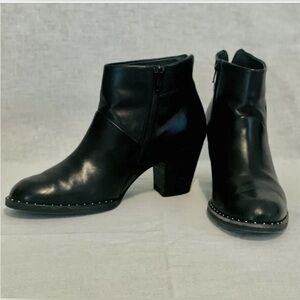 Paul Green Stella bootie with studded welt-New